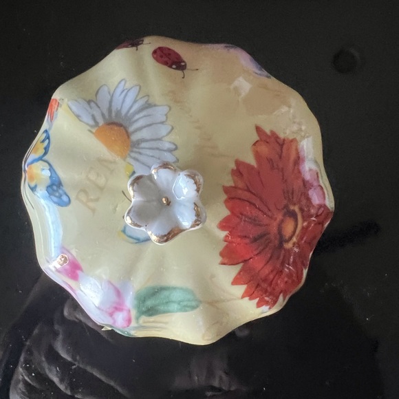 Mayfair Collection Fine Bone China Trinket Holder - Picture 4 of 4